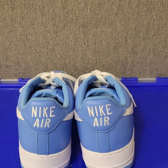 Nike Air Force 1s Carolina Blue Anniversary Edition - Picture 3 of 6
